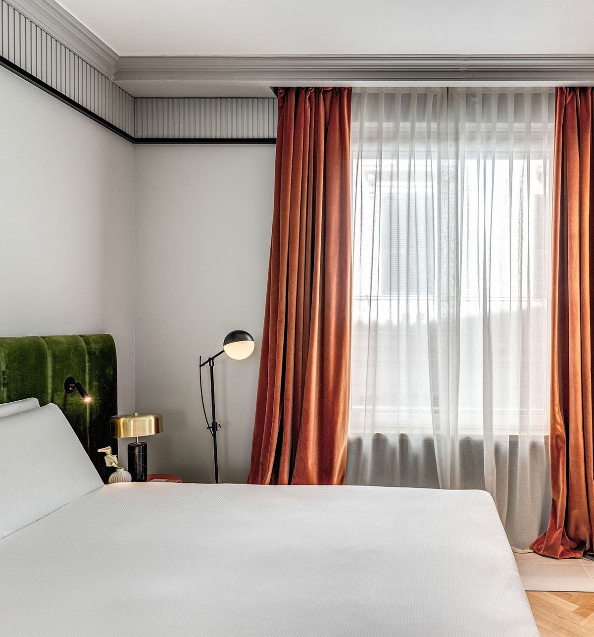 Camera matrimoniale con testiera verde in boutique hotel nel centro di Roma – Hotel Santa Maria Maggiore, BZAR hotels a Roma